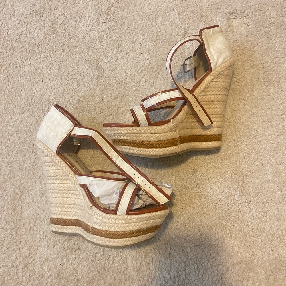 Kiss & Tell Stylish Cream and Brown Wedge Sandals - Picture 4 of 9